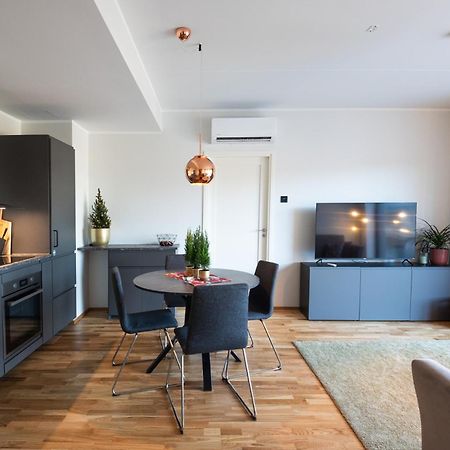 R64 Premium Apartments Tartu Exterior photo